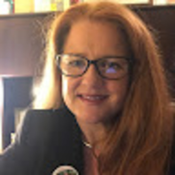 Meet your Posher, Gretchen - Picture 1 of 1